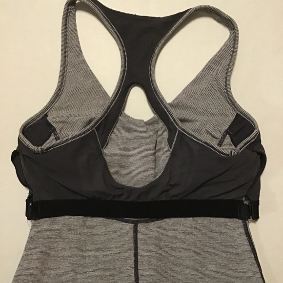 Lululemon Athletica Women’s Tank Top Keyhole Racerback Gray/White Stripe - Picture 6 of 9